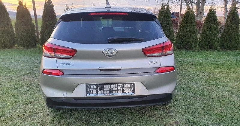 Hyundai I30 cena 57900 przebieg: 28480, rok produkcji 2018 z Radzionków małe 106